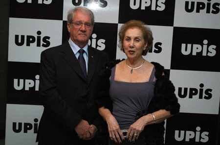 Foto: DSC_5201.jpg
Criada em : 20/09/2025 15:42:42
Peso : 72360 bytes
Dimens&atilde;o : 450 X 298 pixel
Cores : 
Foto = 14